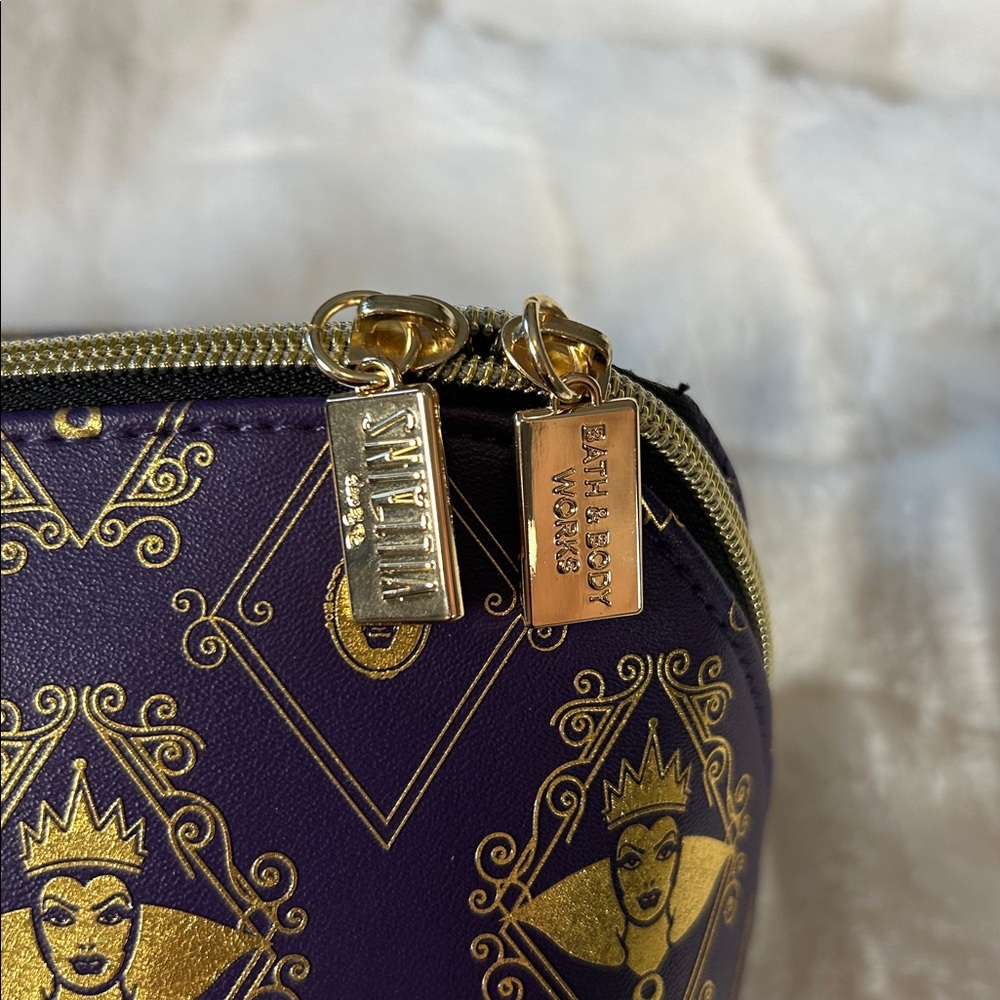 Bath & Body Works Purple and Gold Evil Queen Makeup Bag - Picture 2 of 6
